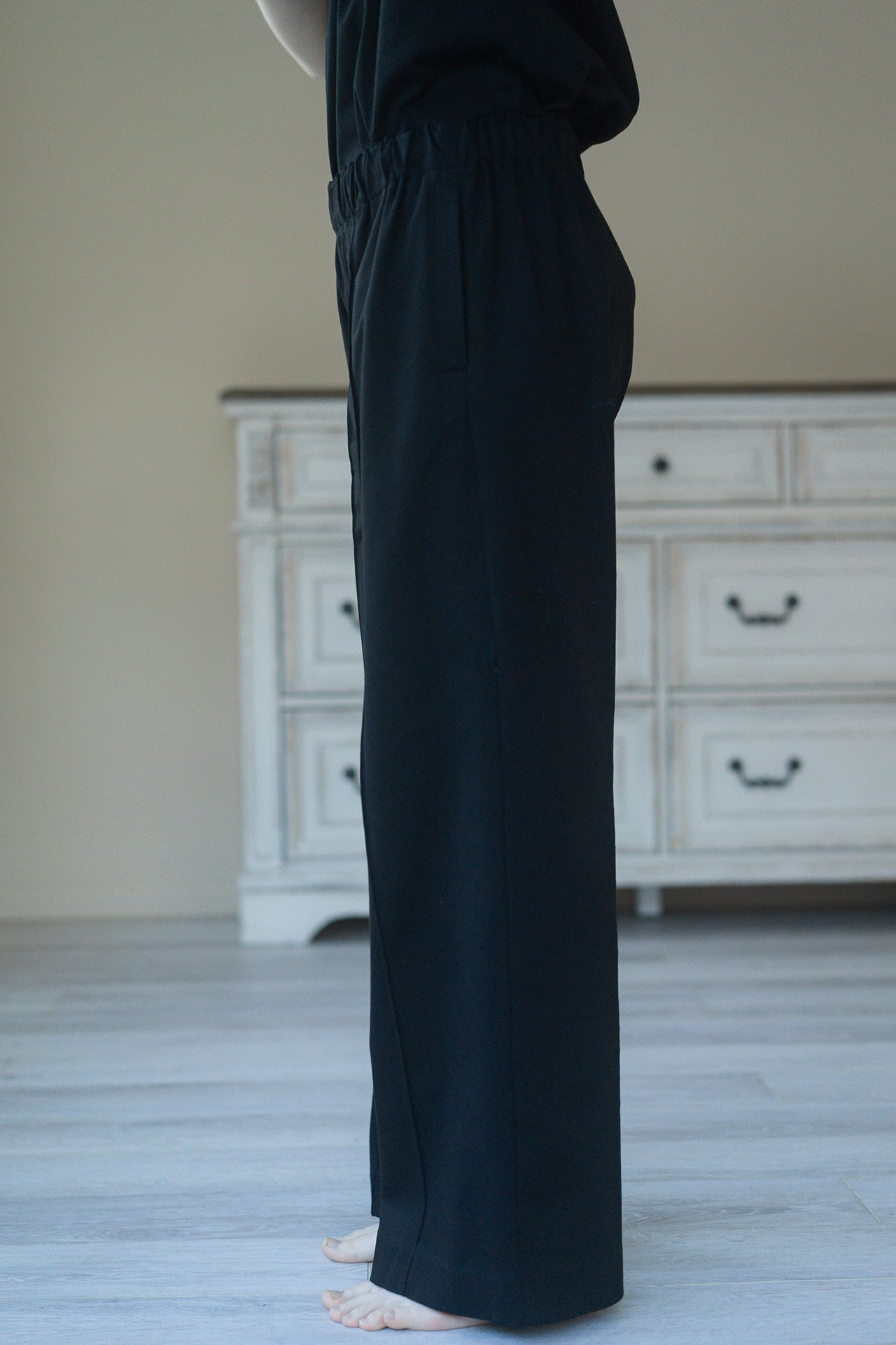 PIN TUCK WIDE PANTS[BLACK]