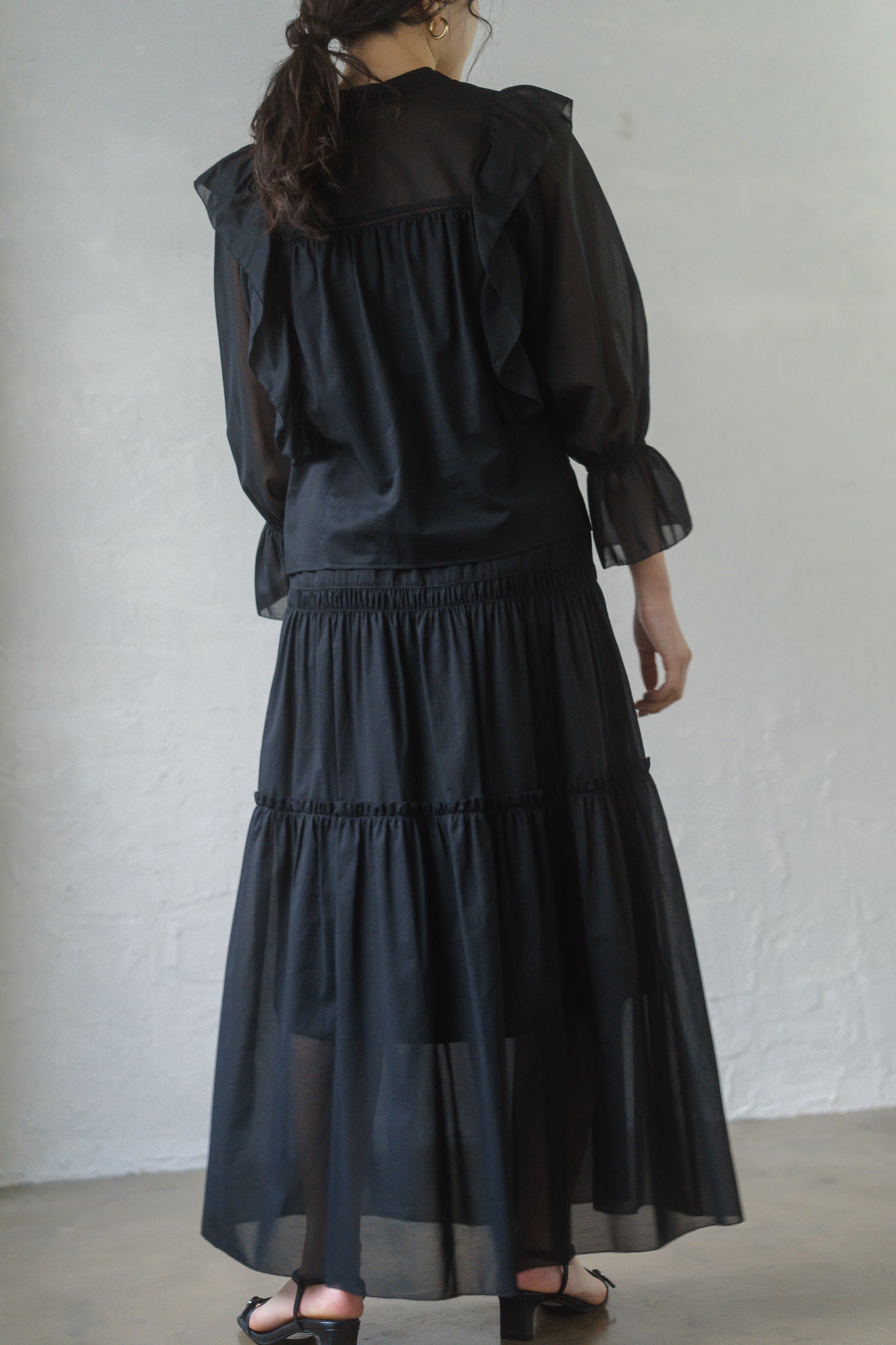 TIERED GATHER SKIRT[BLACK]