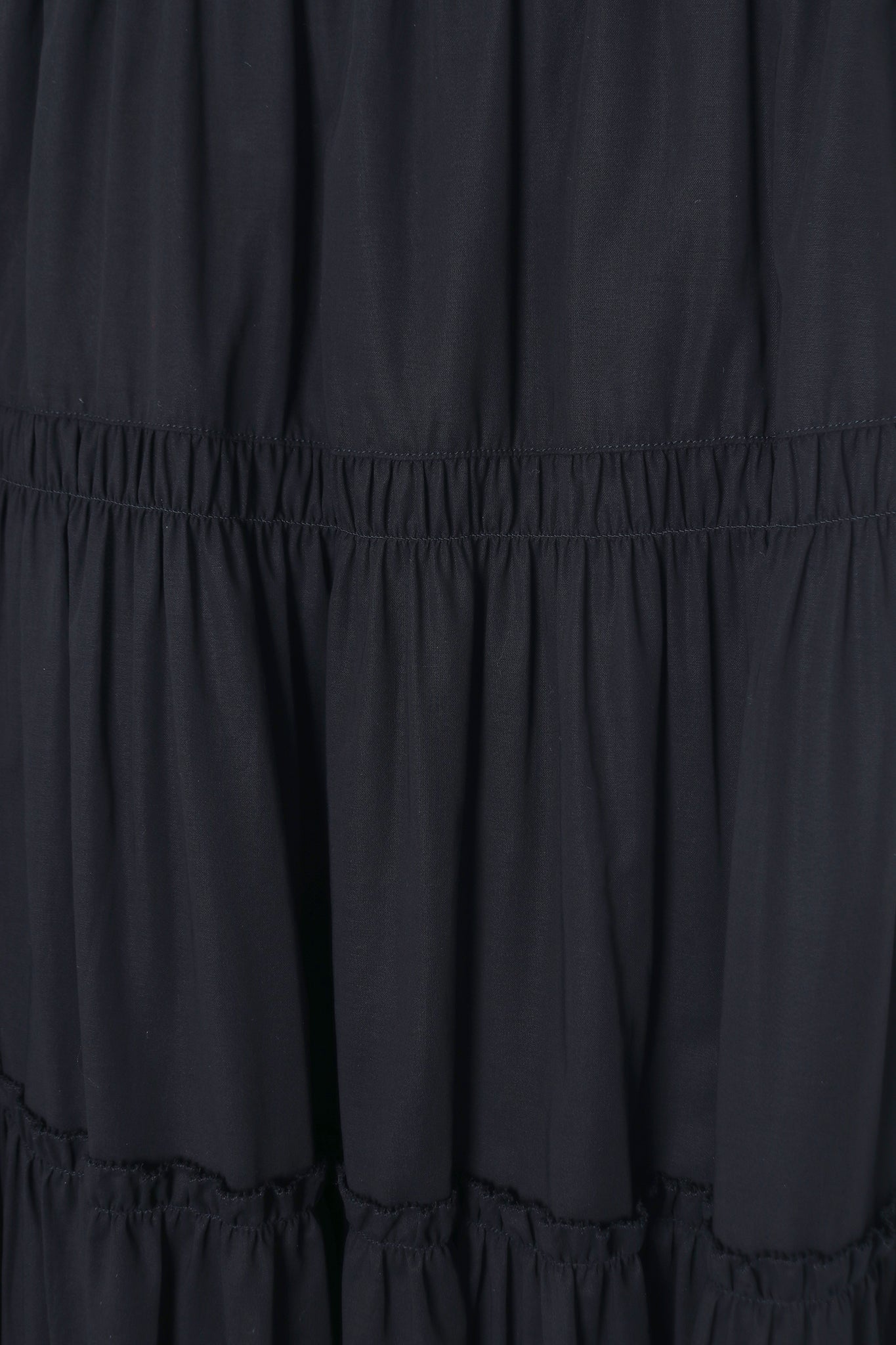 TIERED GATHER SKIRT[BLACK]